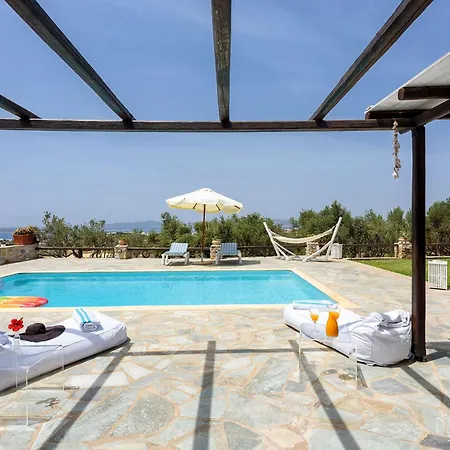 Apianes Aliki (Paros)